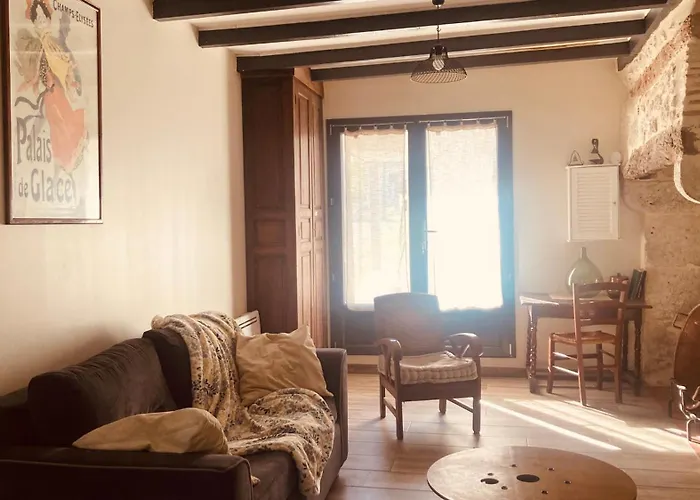 Nyaraló Maison Avec Jardin Dans Village *